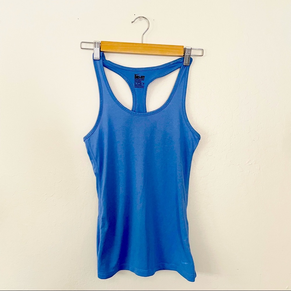Nike top